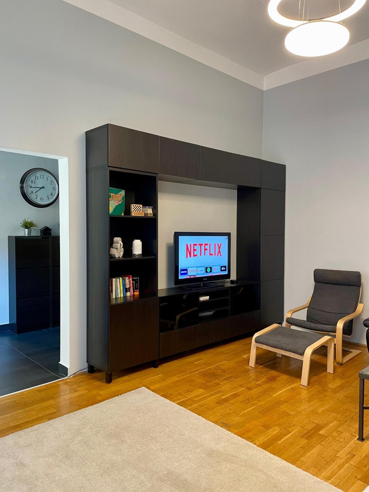 Alice Apartment - Andrassy Street บูดาเปสต์ ภายนอก รูปภาพ
